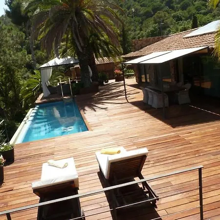 De Lujo Con Playa Privada * 또사데마르